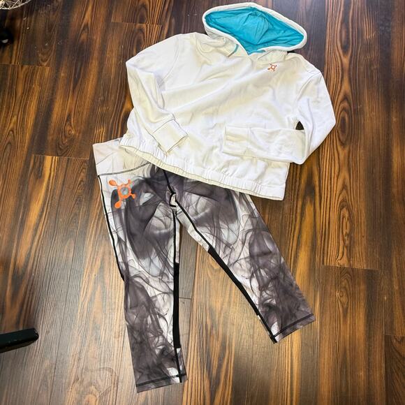 Orangetheory Fitness Smolder Cropped Leggings/Tights & Matching Cropped Hoodie - Picture 1 of 16